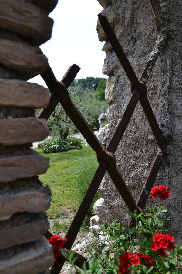 Вілла L'Antica Mola Castel Madama Екстер'єр фото